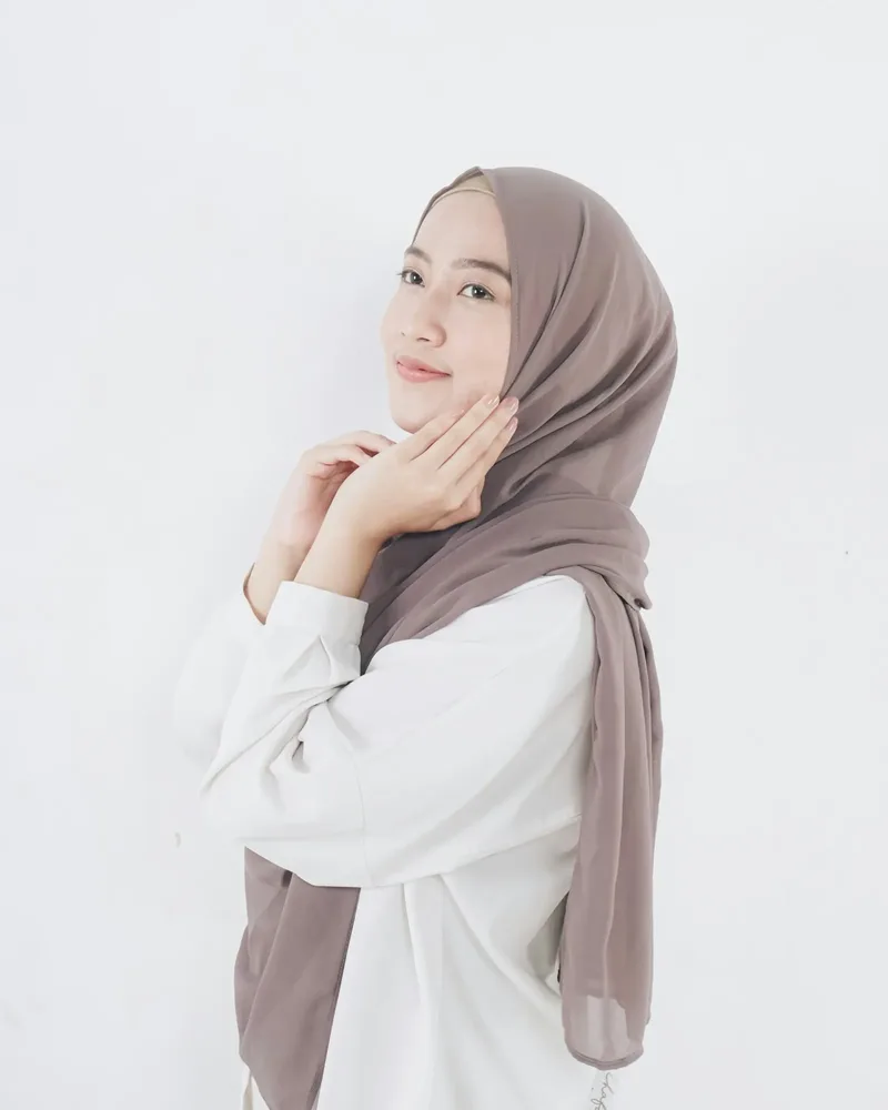 A brown scarf